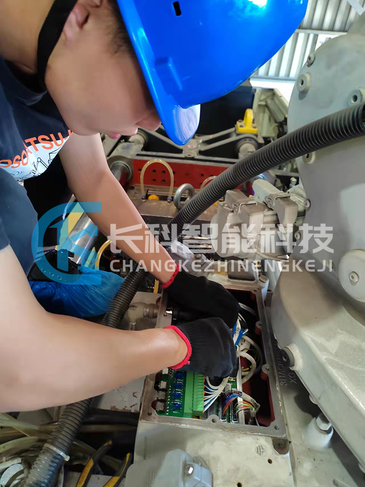 ABB機械手保養(yǎng)前后對比圖 ABB機械手保養(yǎng)前后對比圖