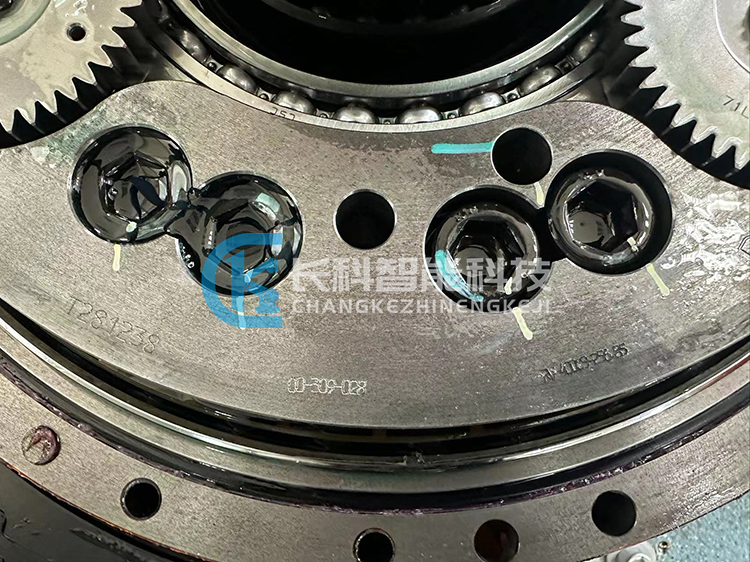 庫(kù)卡KR210R2700-2一軸減速器00-334-488 庫(kù)卡KR210R2700-2一軸減速器00-334-488