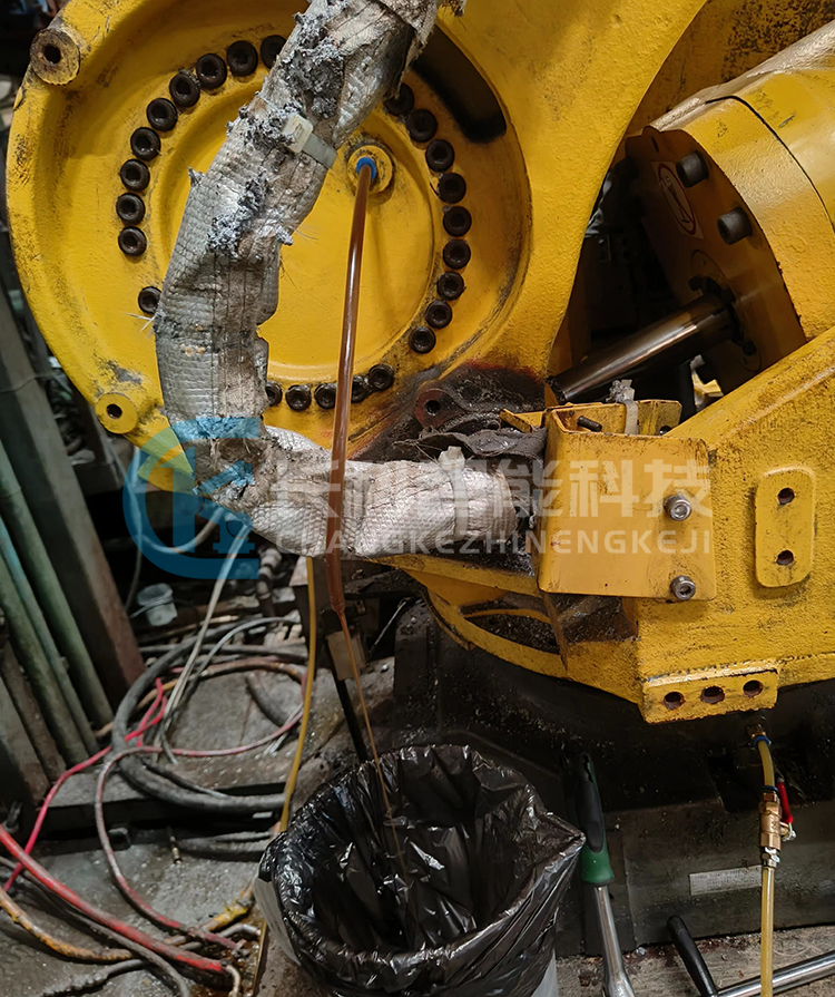 發(fā)那科大型機器人2000iB 165R 165F保養(yǎng) 發(fā)那科大型機器人2000iB 165R 165F保養(yǎng)