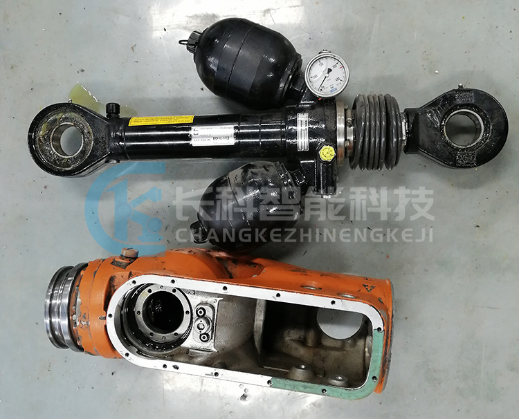 庫(kù)卡機(jī)械臂四五六軸手腕拆解維修 庫(kù)卡機(jī)械臂四五六軸手腕拆解維修